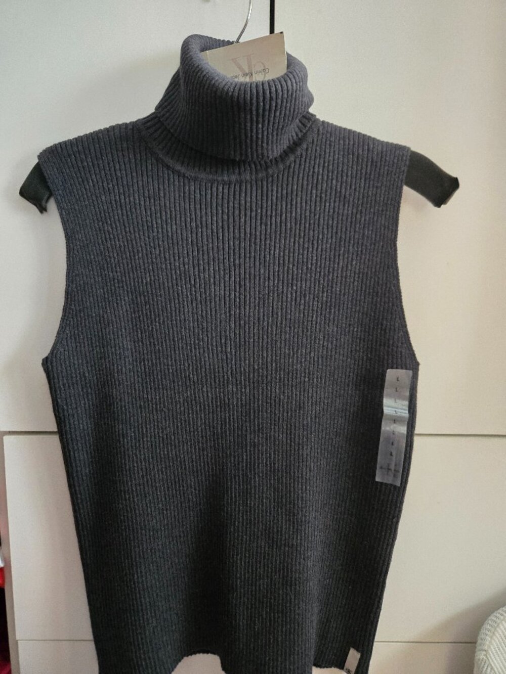NWT Calvin Klein Turtleneck Shell - Size L